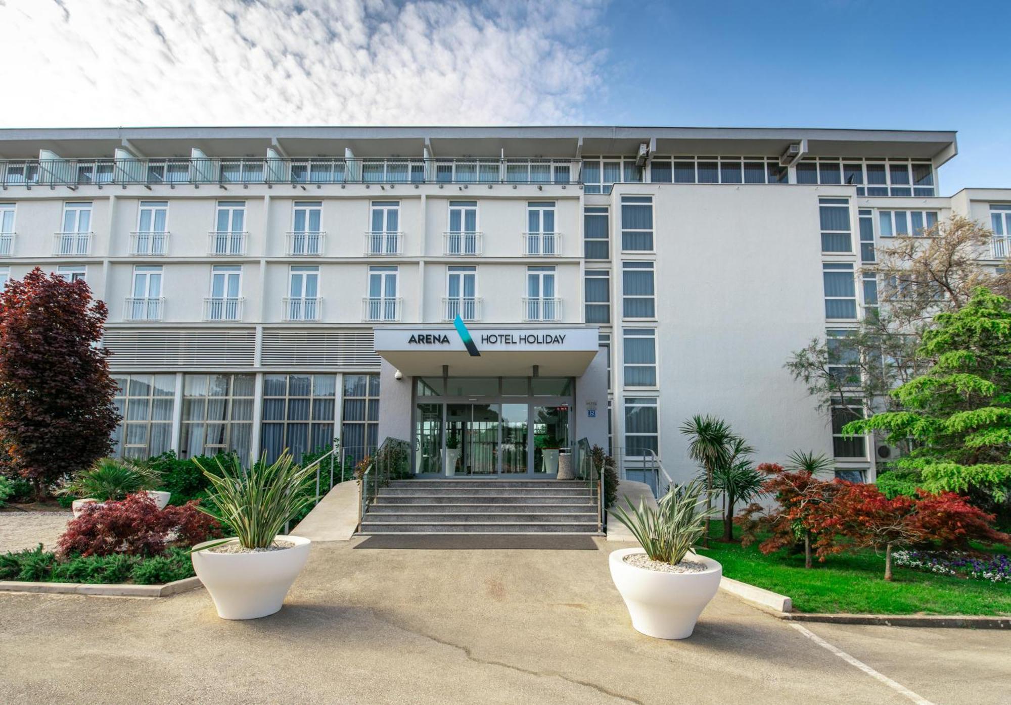 Arena Hotel Holiday Medulin Dış mekan fotoğraf