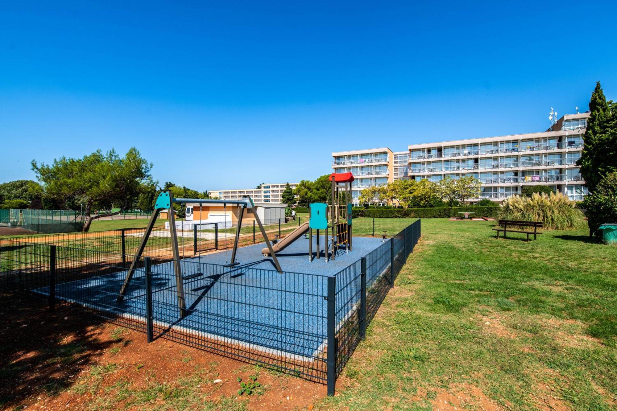 Arena Hotel Holiday Medulin Dış mekan fotoğraf