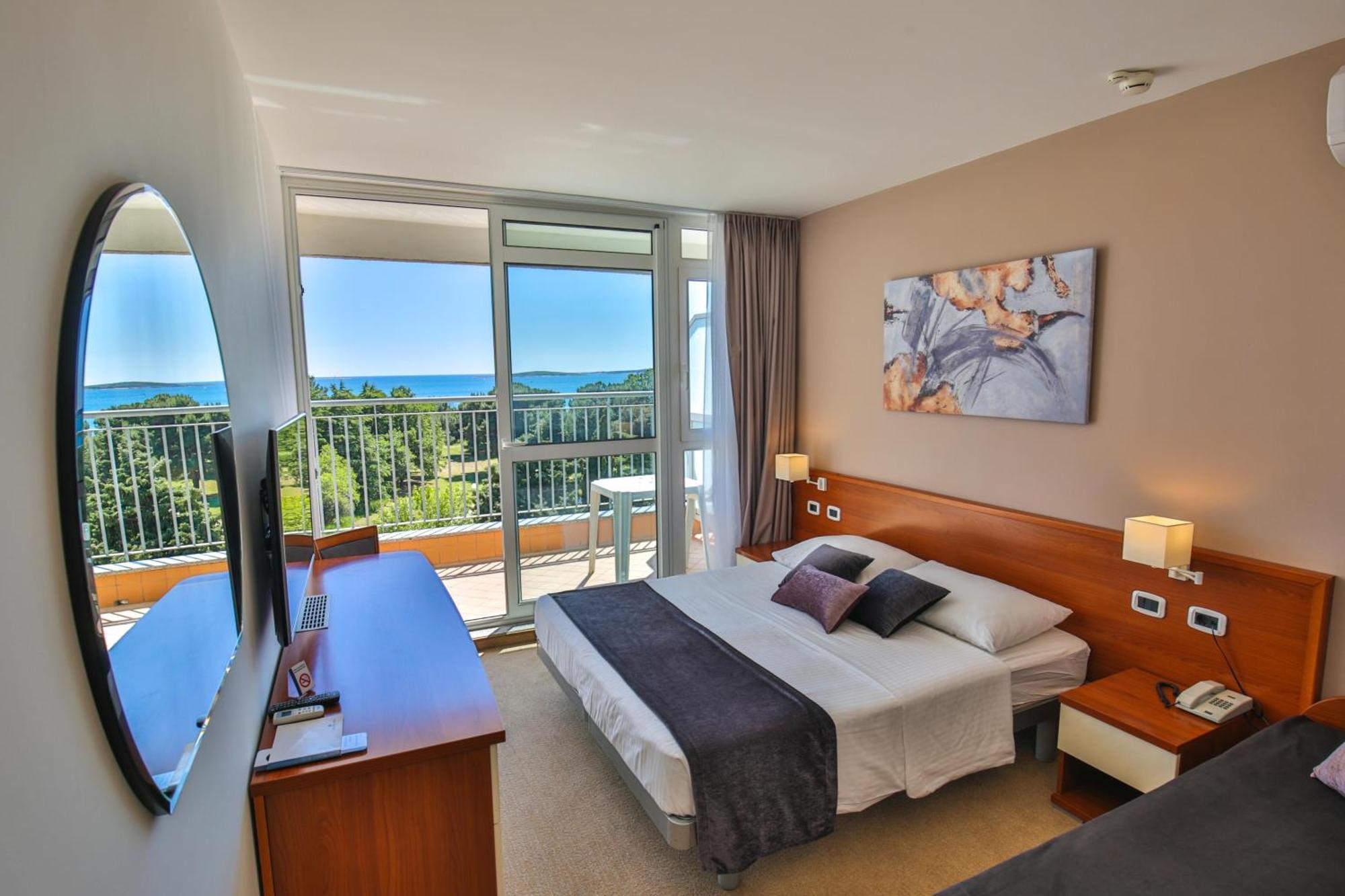 Arena Hotel Holiday Medulin Dış mekan fotoğraf