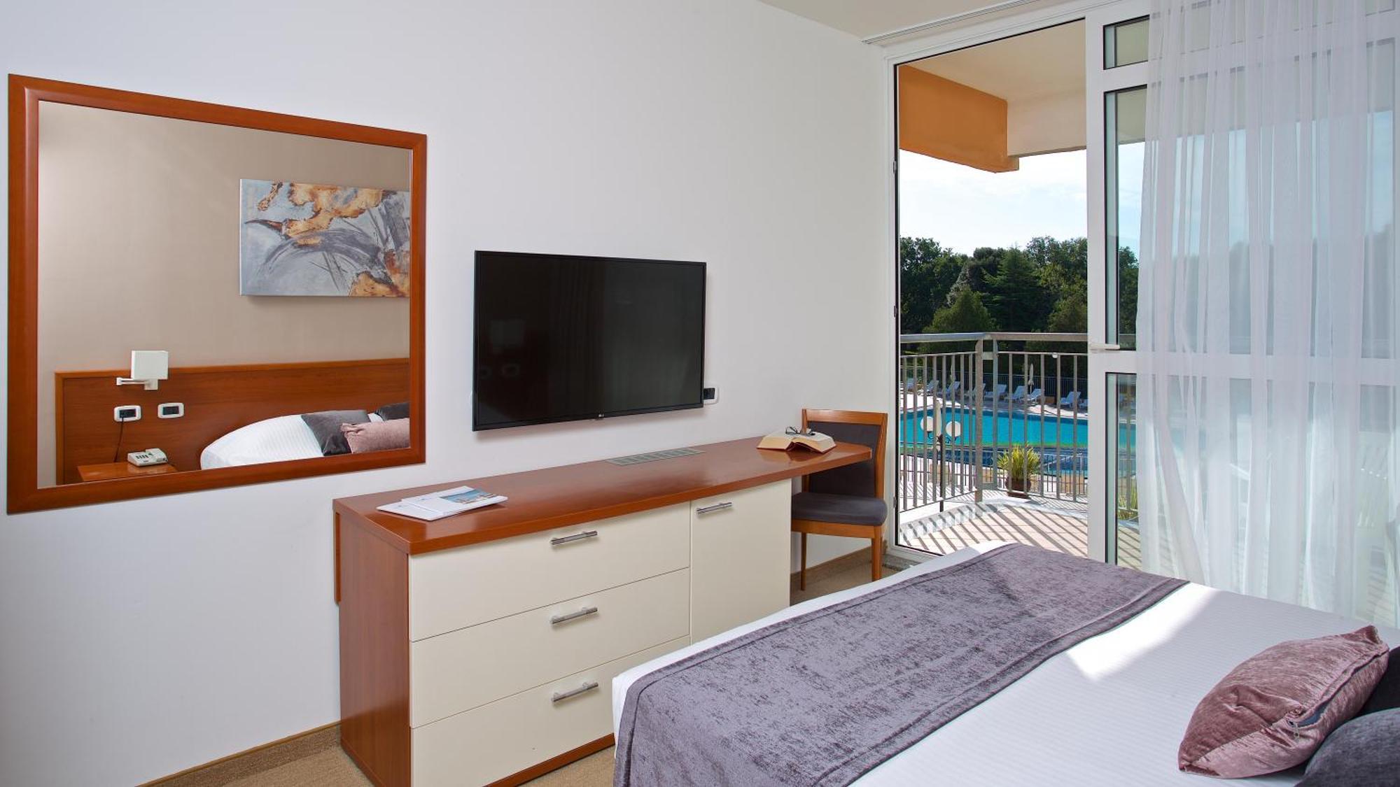 Arena Hotel Holiday Medulin Dış mekan fotoğraf