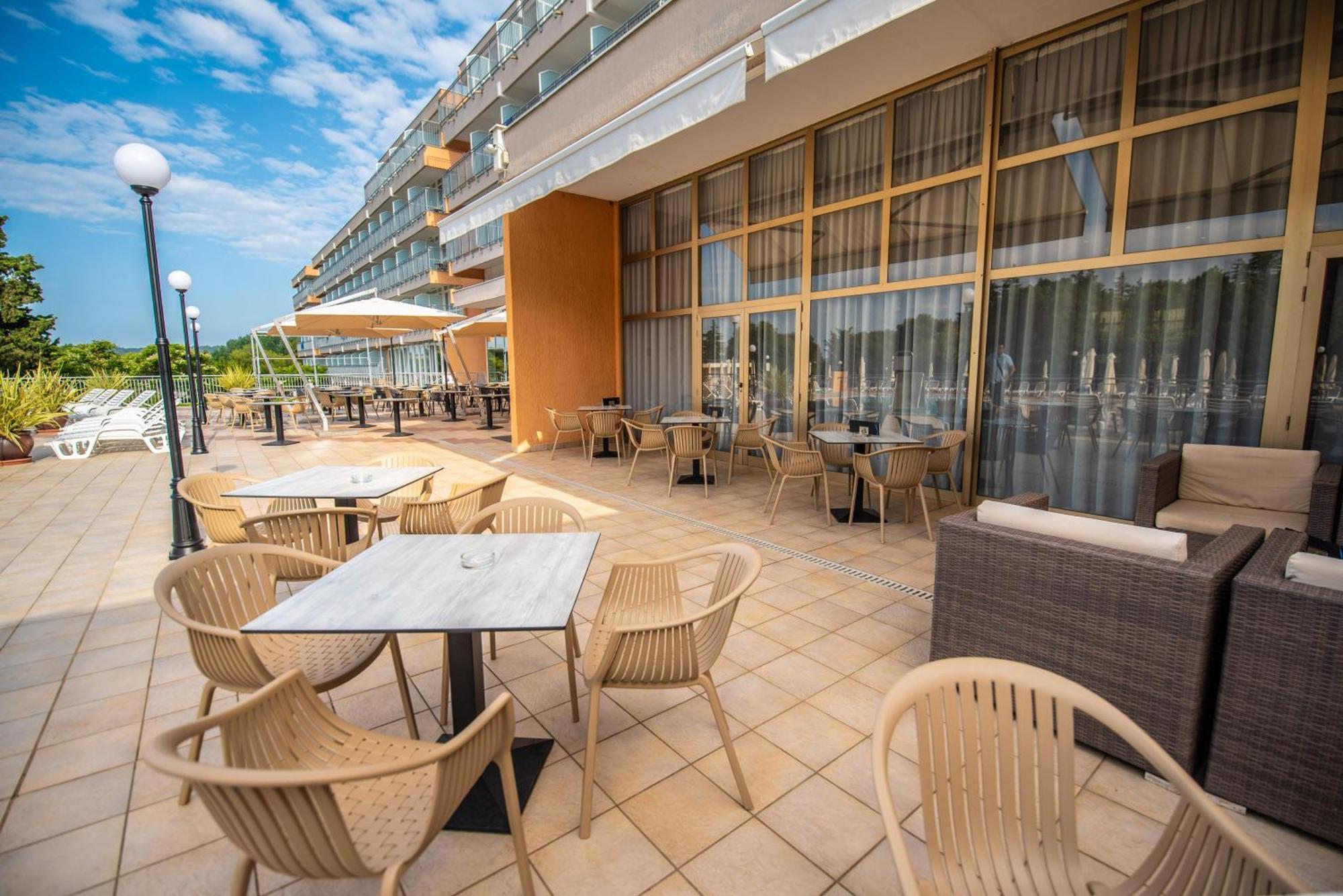 Arena Hotel Holiday Medulin Dış mekan fotoğraf