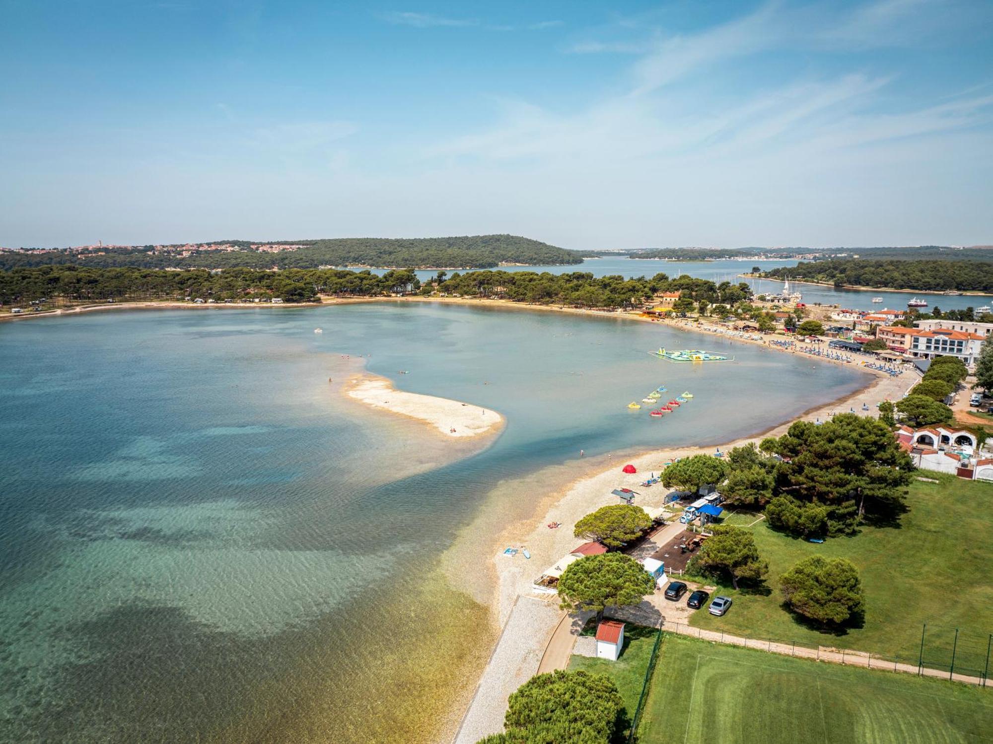 Arena Hotel Holiday Medulin Dış mekan fotoğraf